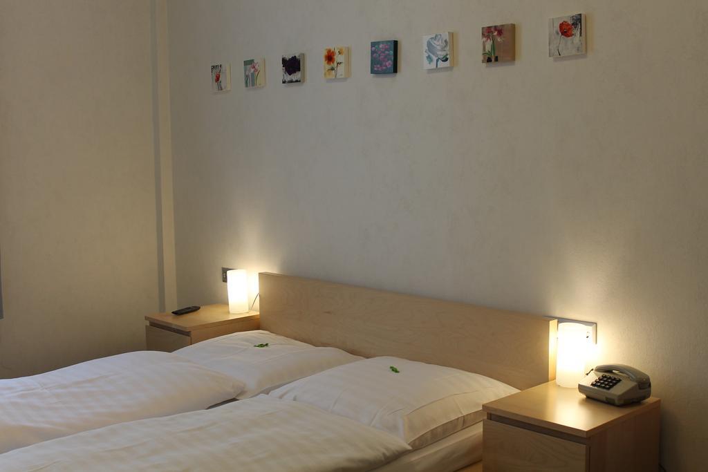Hotel Weidenhof Düsseldorf Pokoj fotografie